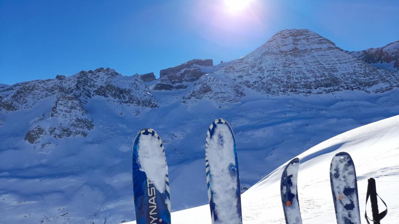 Chalet Sanset Gèdre Szoba fotó
